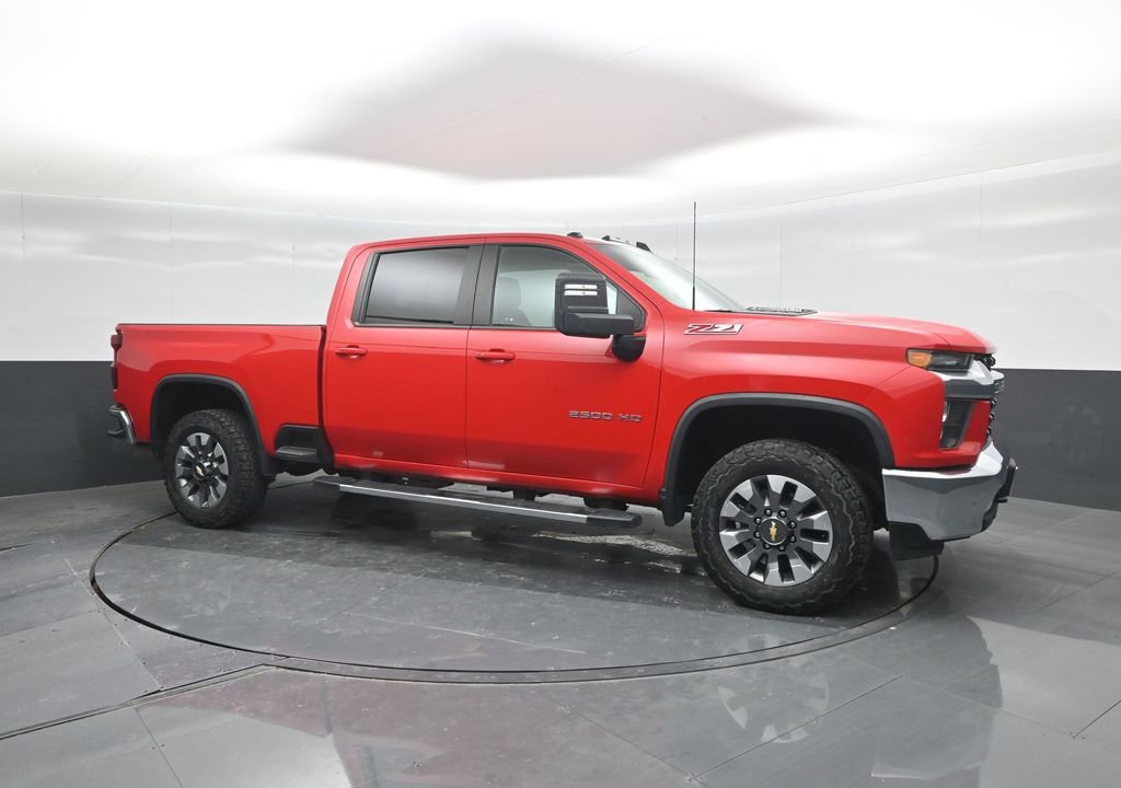 Used 2022 Chevrolet Silverado 2500 LT w/ Convenience Package image 11