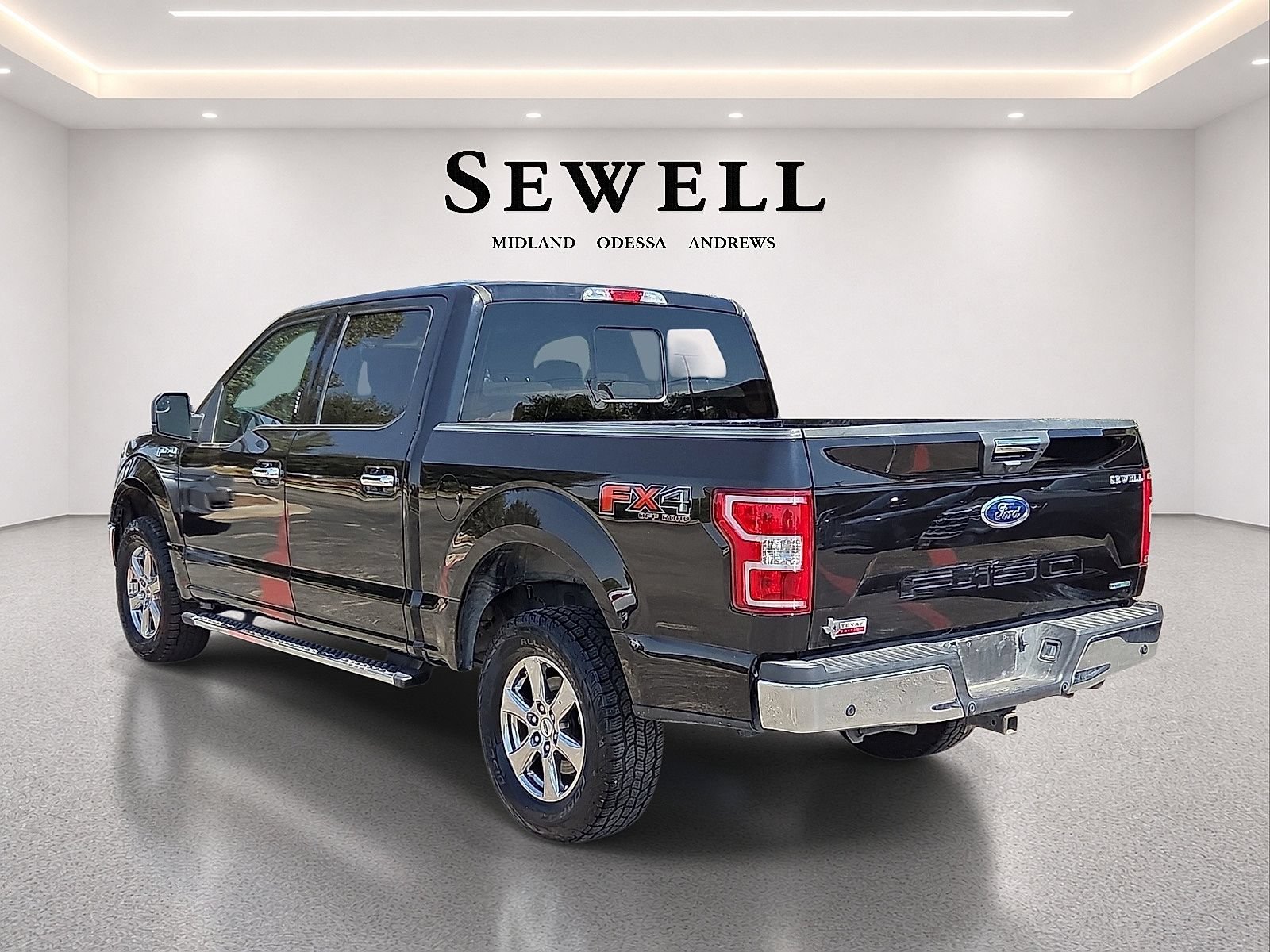 Certified 2019 Ford F150 XLT w/ Equipment Group 302A Luxury AWD/4WD image 3