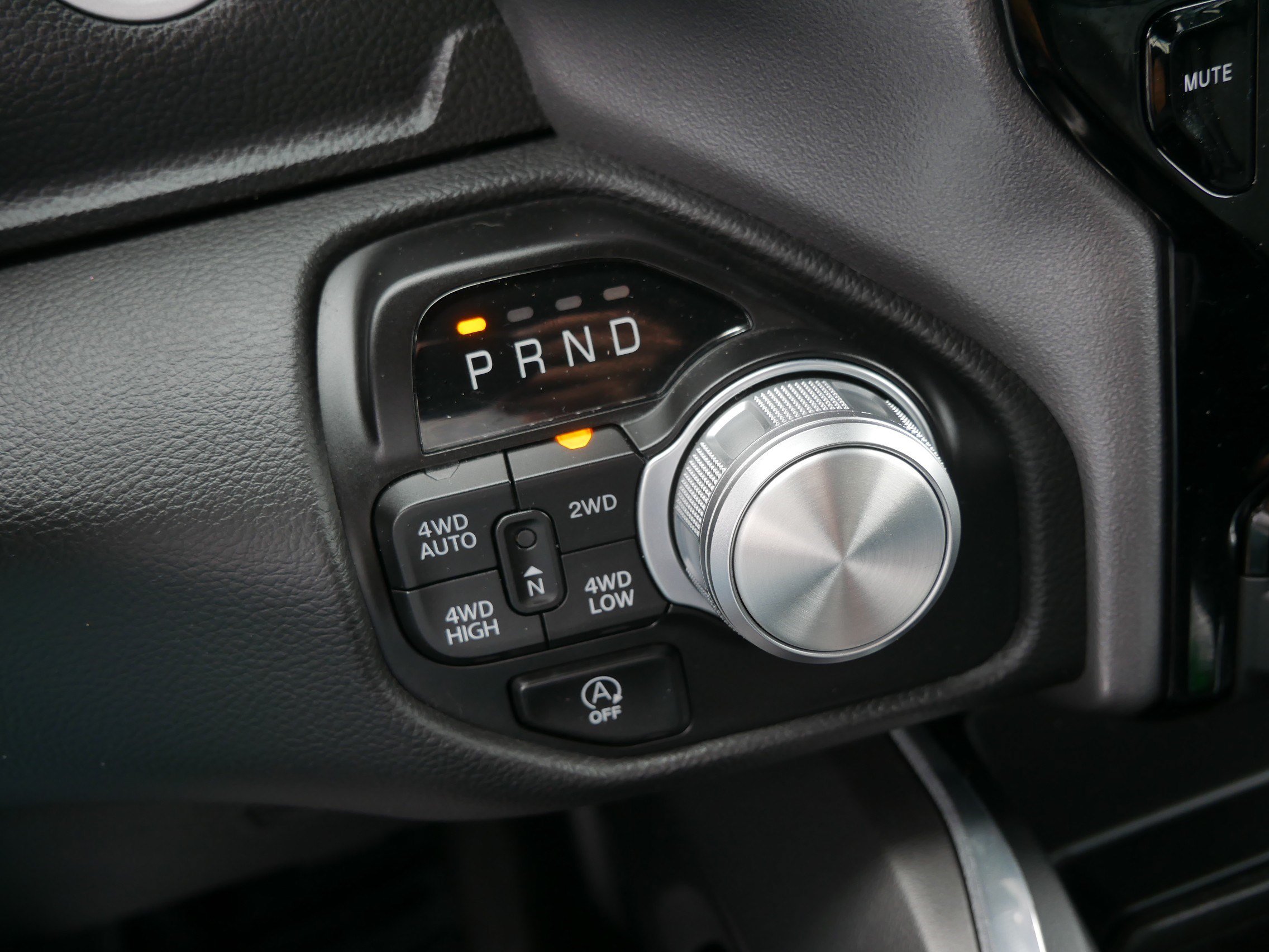 Used 2023 RAM 1500 Laramie AWD/4WD image 24