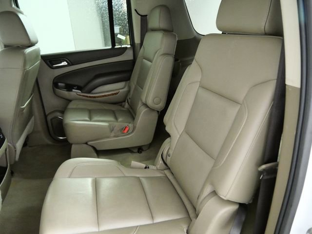 Used 2020 Chevrolet Suburban Premier image 15
