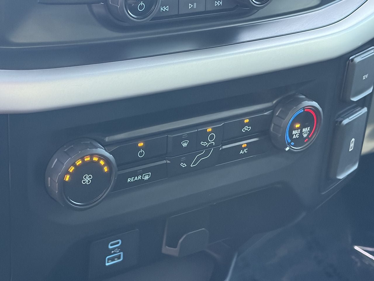 Certified 2023 Ford F150 XLT AWD/4WD image 28