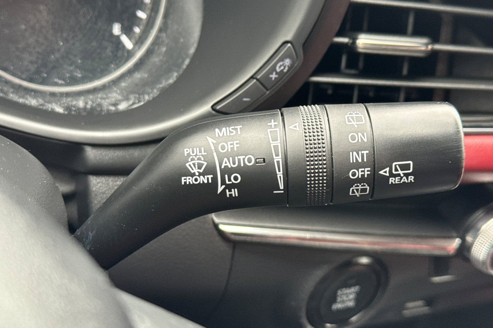 Used 2021 MAZDA MAZDA3 s FWD image 40