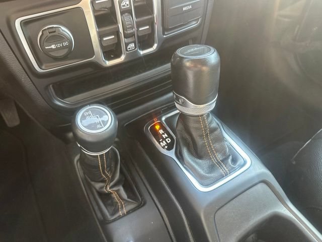Used 2023 Jeep Gladiator Overland AWD/4WD image 24