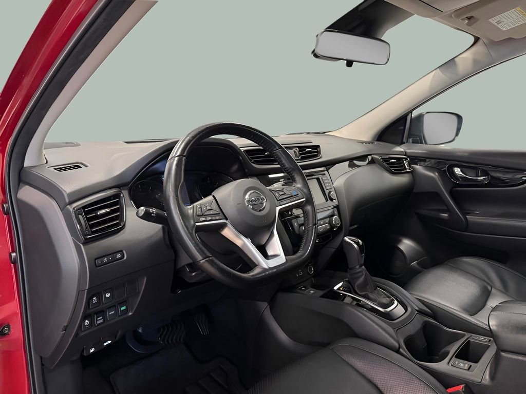 Used 2022 Nissan Rogue Sport SL image 26