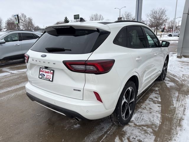 Certified 2024 Ford Escape ST-Line Elite AWD/4WD image 2