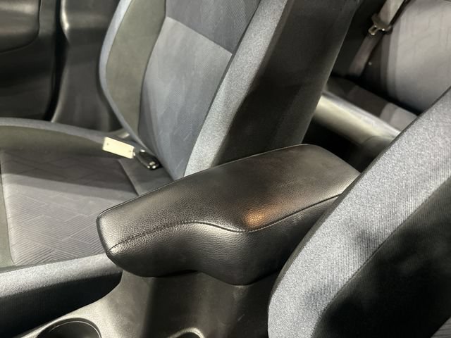 Used 2024 Nissan Versa SV FWD image 28
