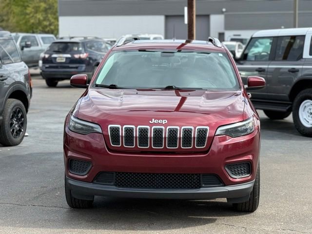 Used 2020 Jeep Cherokee Latitude w/ Cold Weather Group AWD/4WD image 31