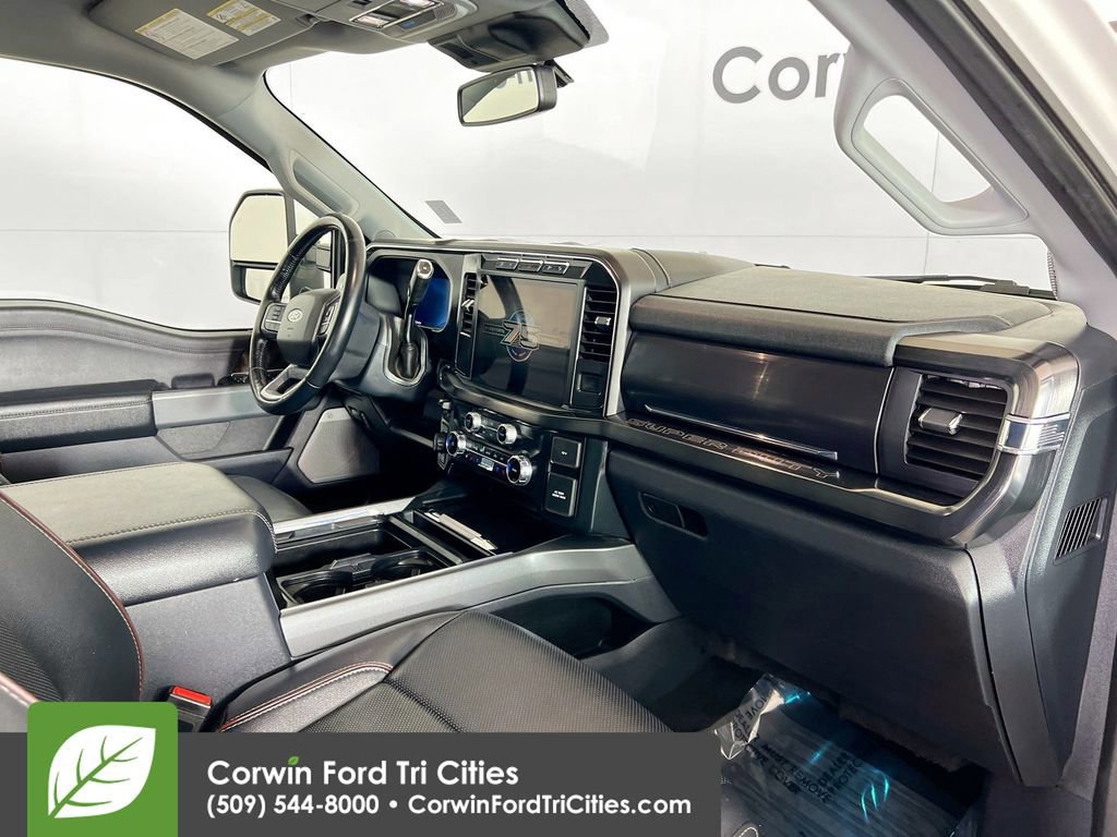 Certified 2023 Ford F350 Lariat w/ Chrome Package image 30