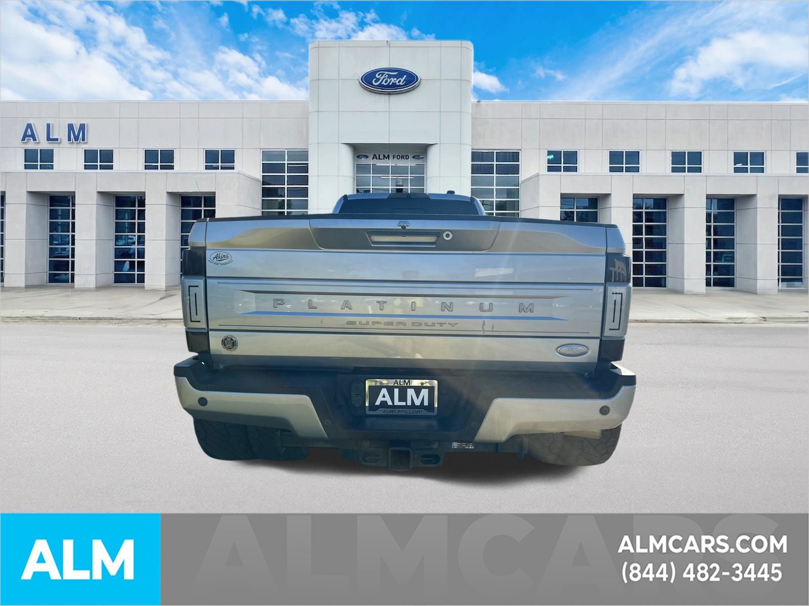 Certified 2022 Ford F450 Platinum w/ FX4 Off-Road Package image 6