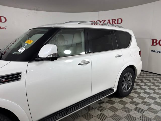 Used 2021 INFINITI QX80 Luxe w/ All-Season Package RWD image 7