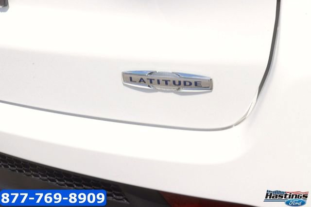 Used 2022 Jeep Compass Latitude w/ Sun and Sound Group FWD image 7