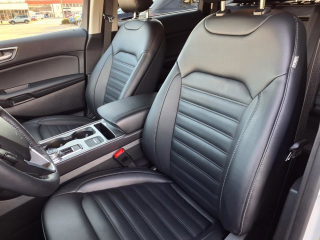 Certified 2023 Ford Edge SEL w/ Convenience Package image 2