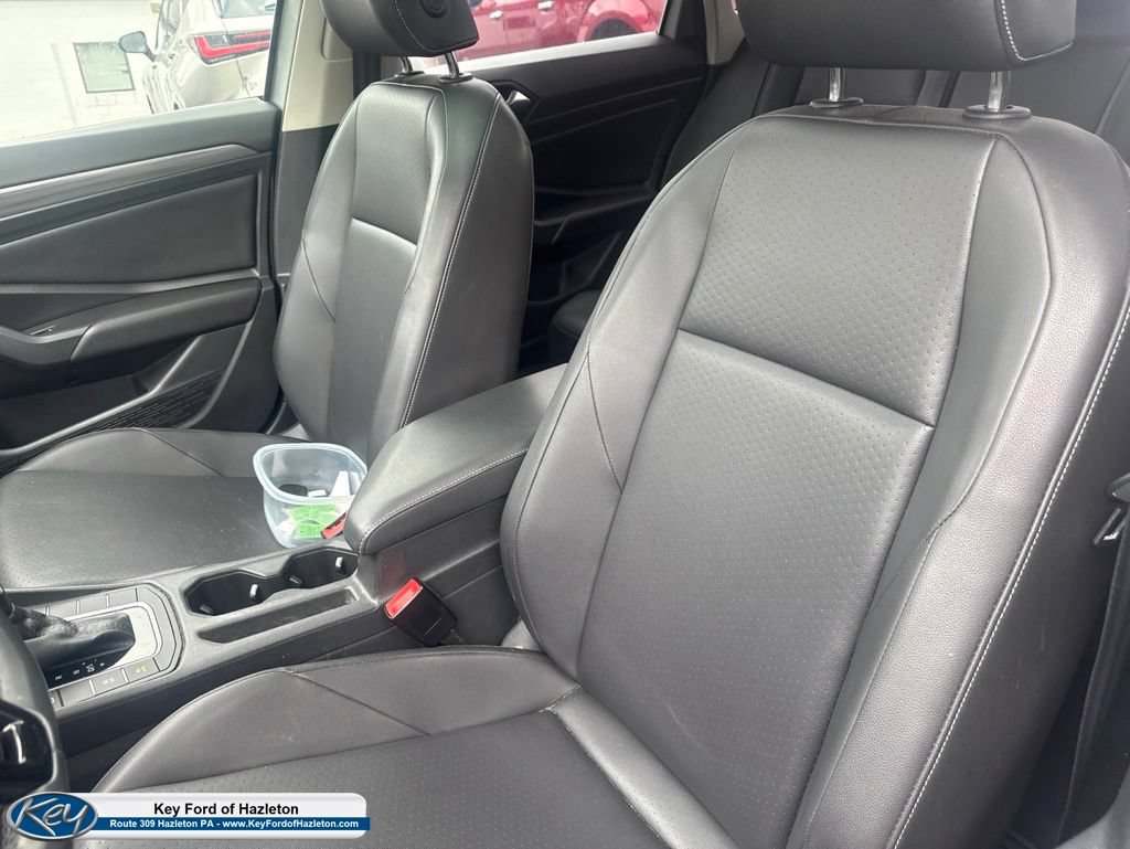 Used 2020 Volkswagen Jetta SEL FWD image 19