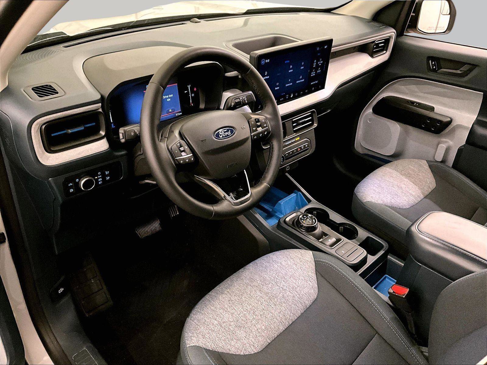 Certified 2025 Ford Maverick XLT w/ XLT Luxury Package FWD image 12