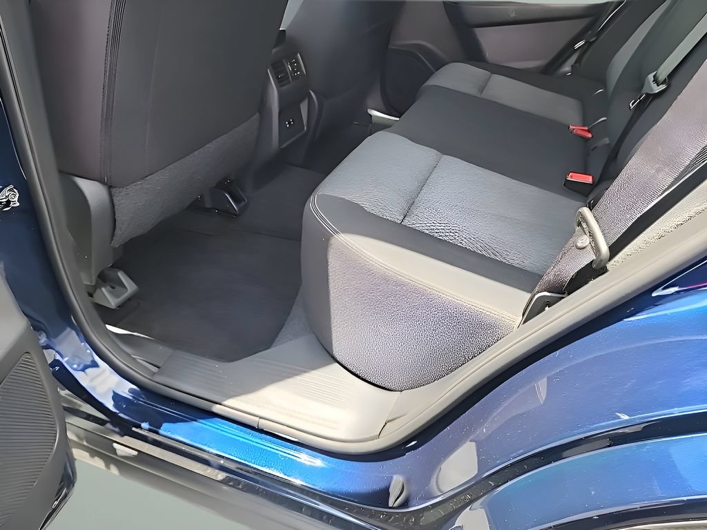Used 2025 Nissan Rogue SV AWD/4WD image 20