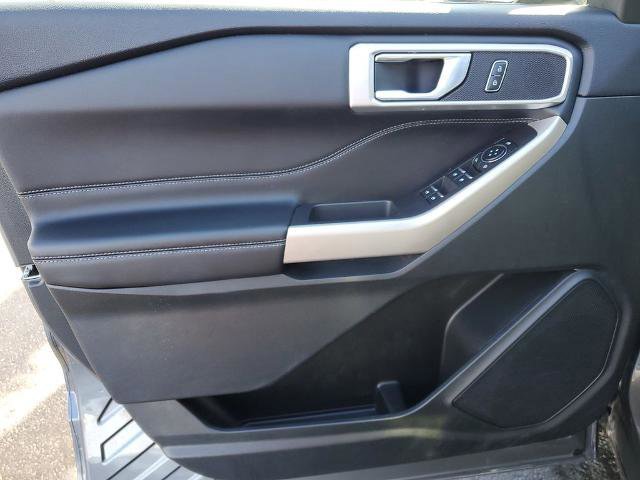 Certified 2023 Ford Explorer XLT w/ Equipment Group 202A image 20