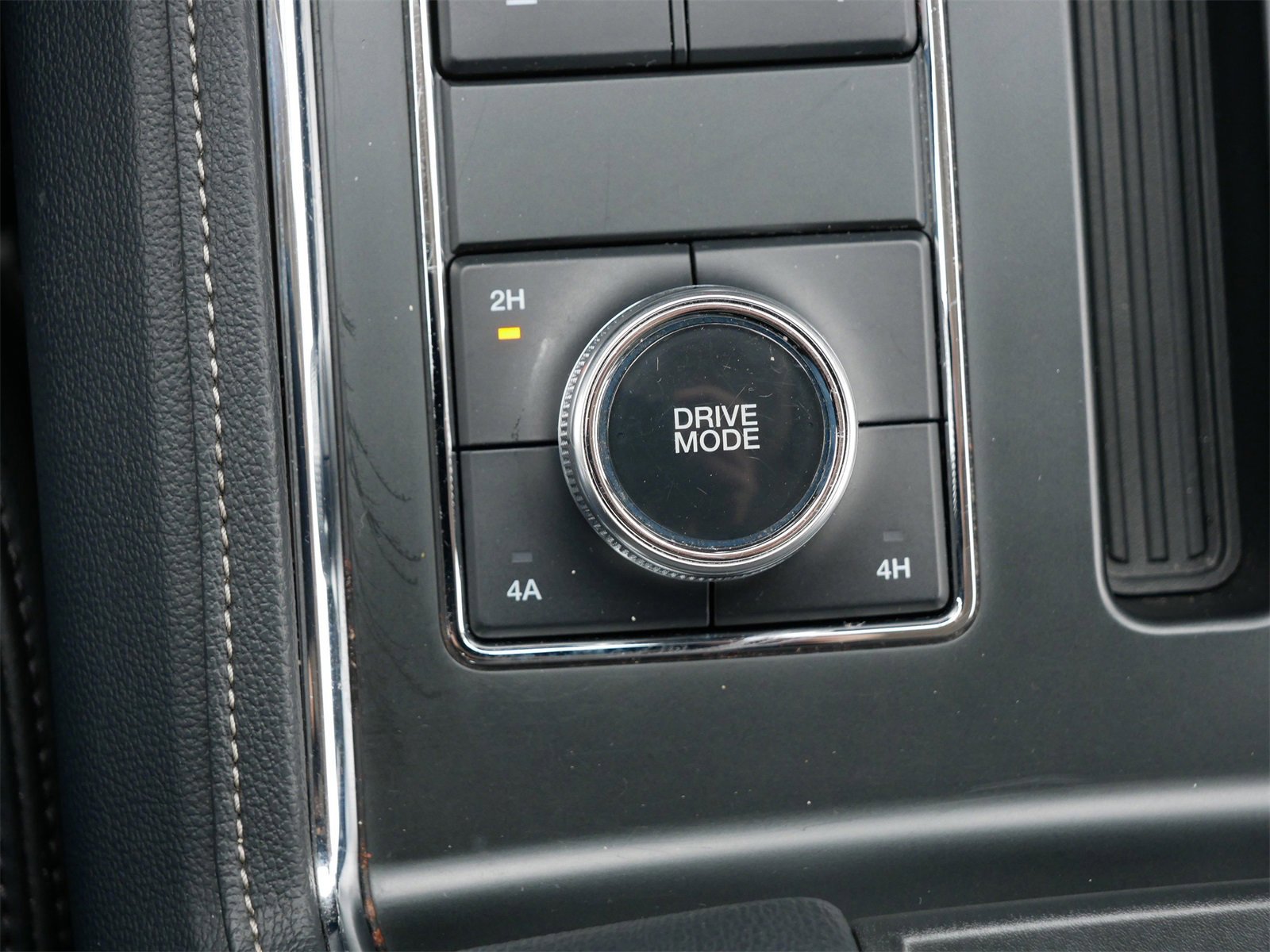 Certified 2024 Ford Expedition Max XLT image 27