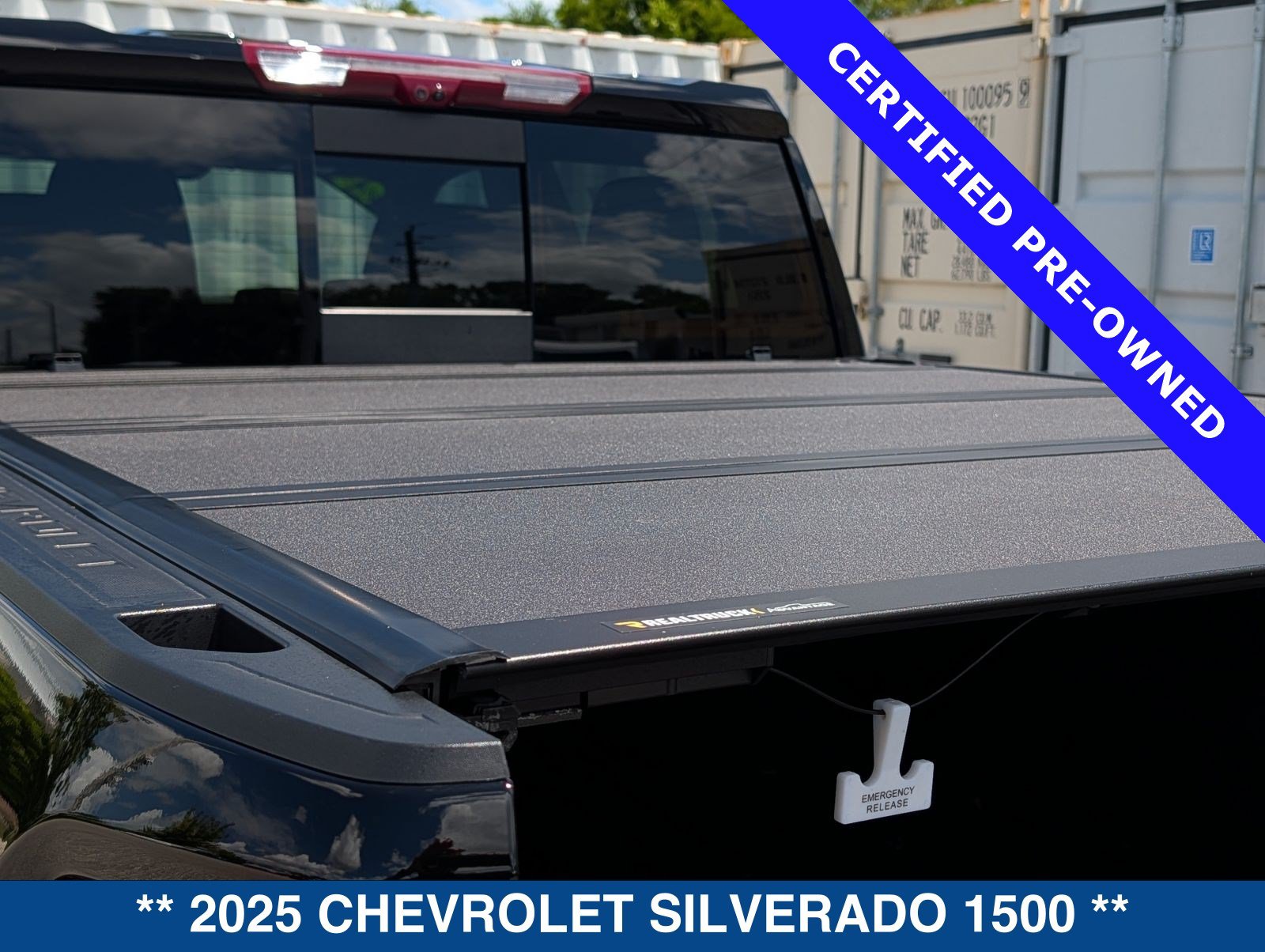 Used 2025 Chevrolet Silverado 1500 High Country w/ Midnight Edition AWD/4WD image 16