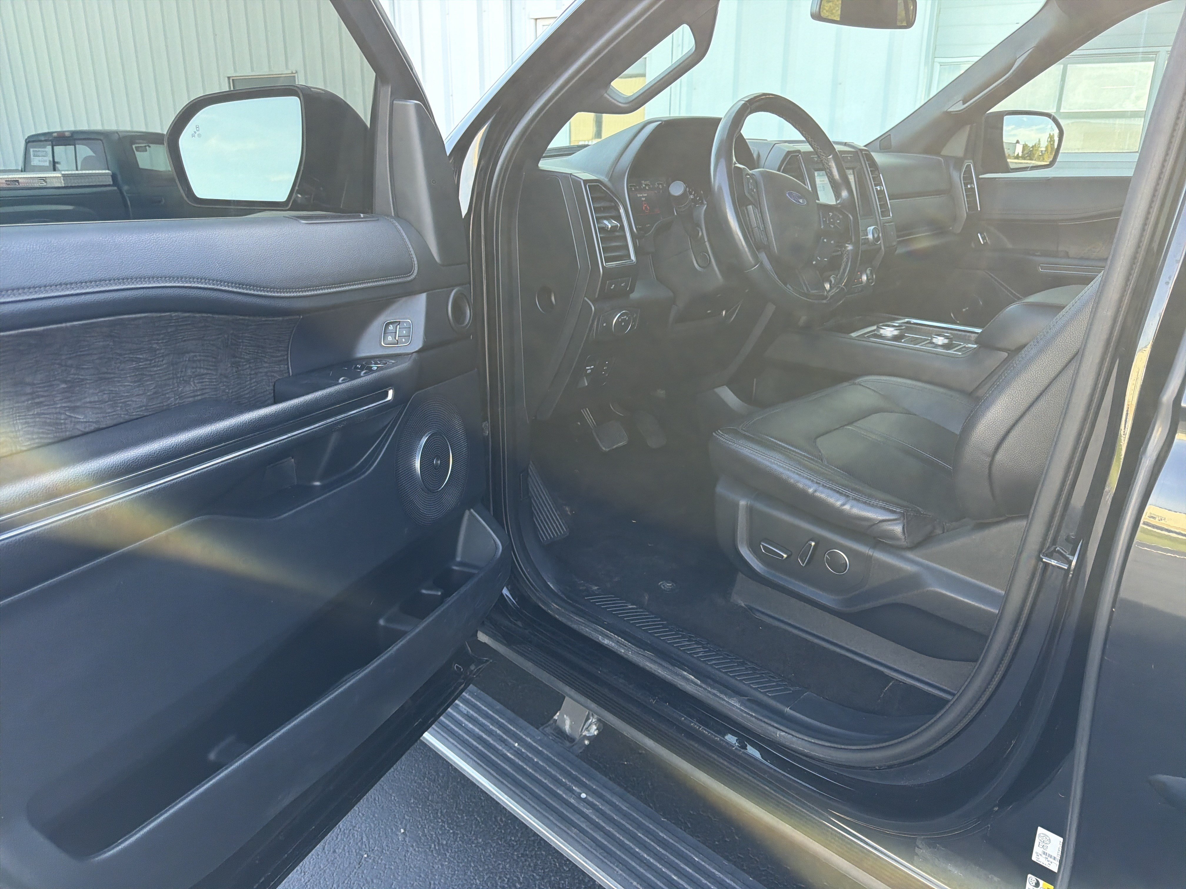 Certified 2019 Ford Expedition Max Limited AWD/4WD image 14
