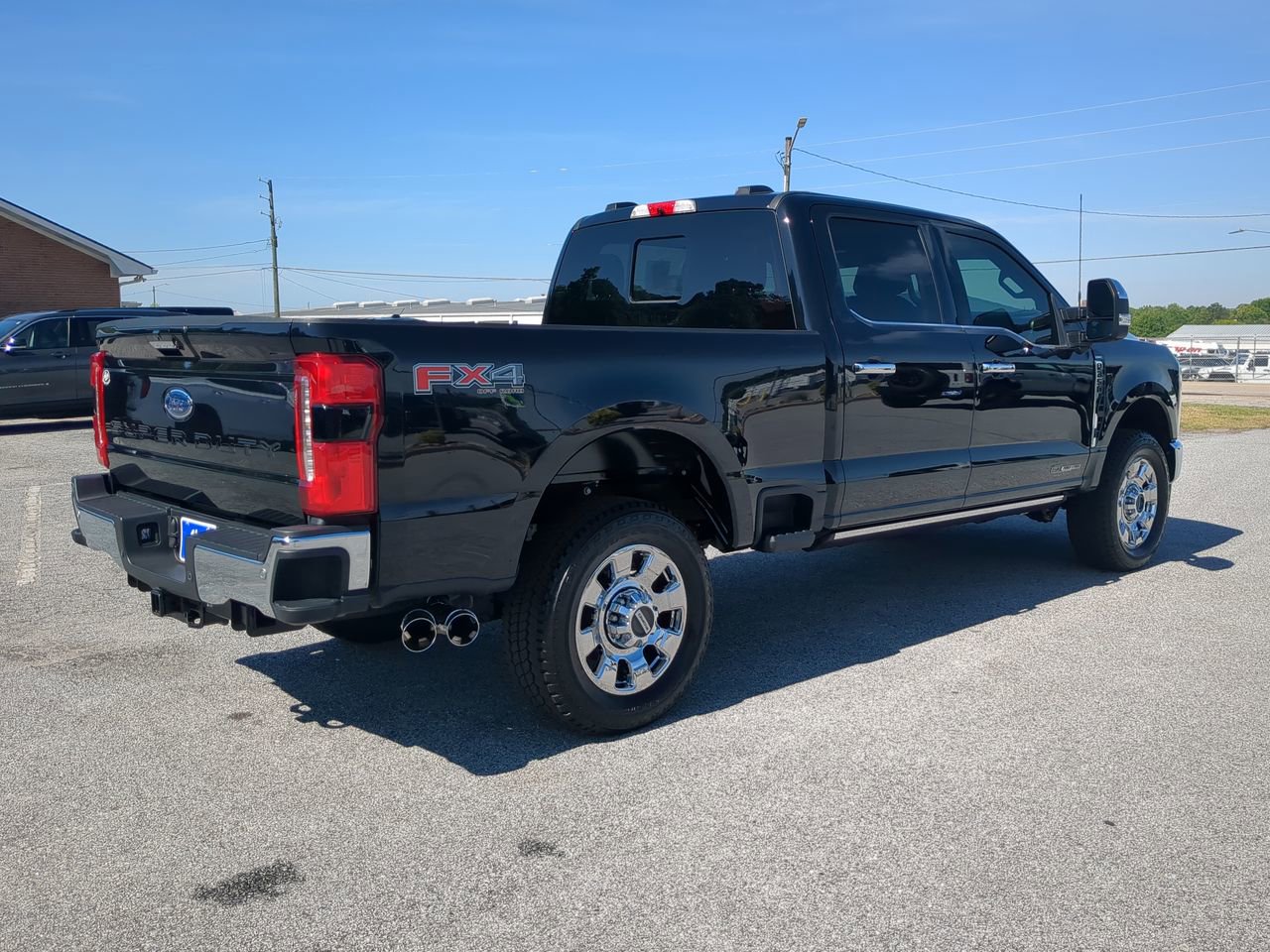 Certified 2024 Ford F350 Lariat w/ Lariat Ultimate Package AWD/4WD image 3