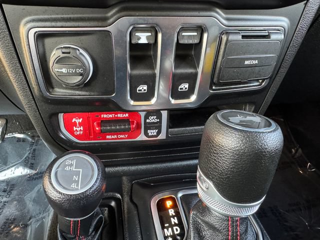 Used 2021 Jeep Wrangler Rubicon AWD/4WD image 24