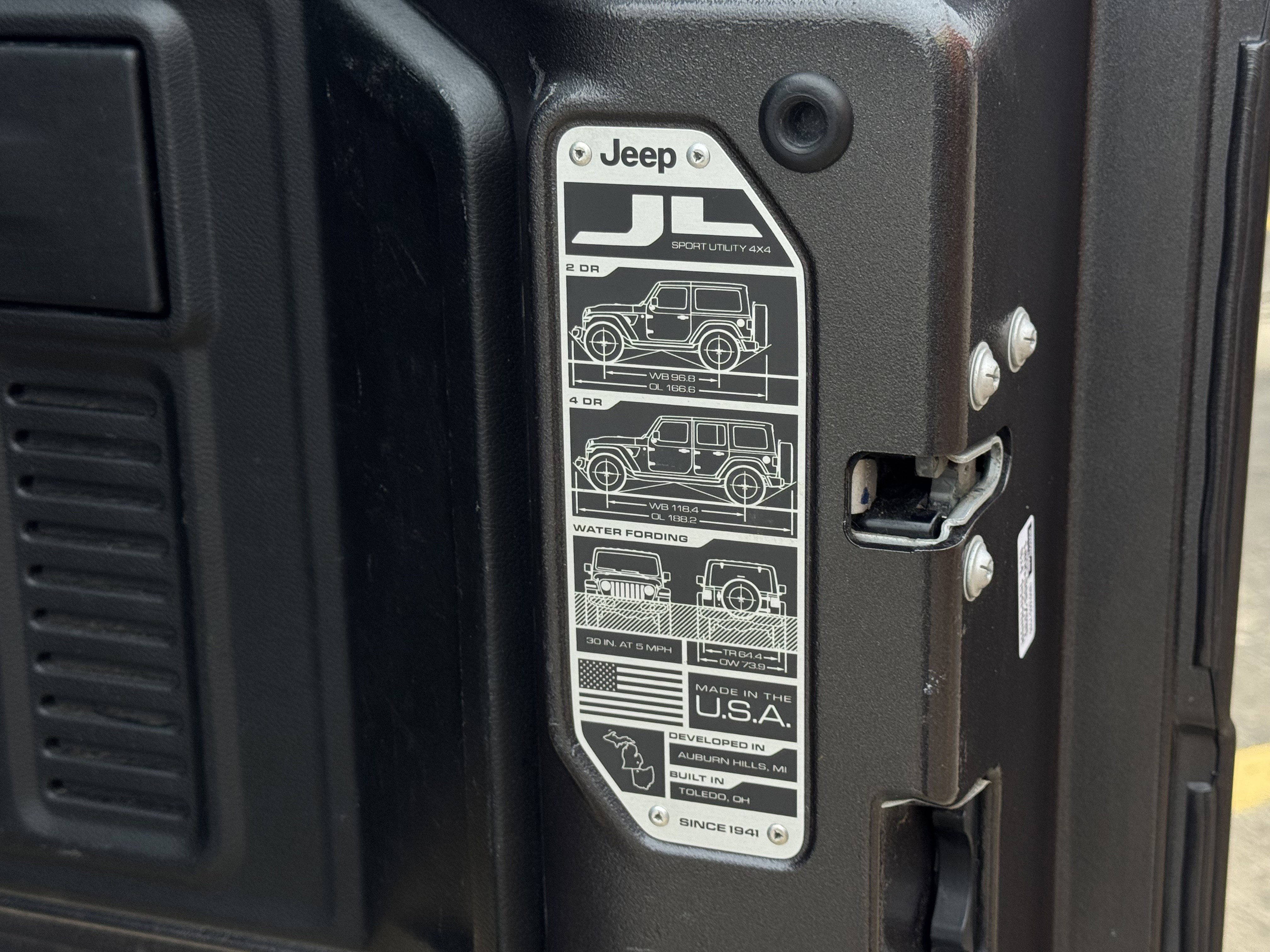 Used 2021 Jeep Wrangler Unlimited Rubicon image 11