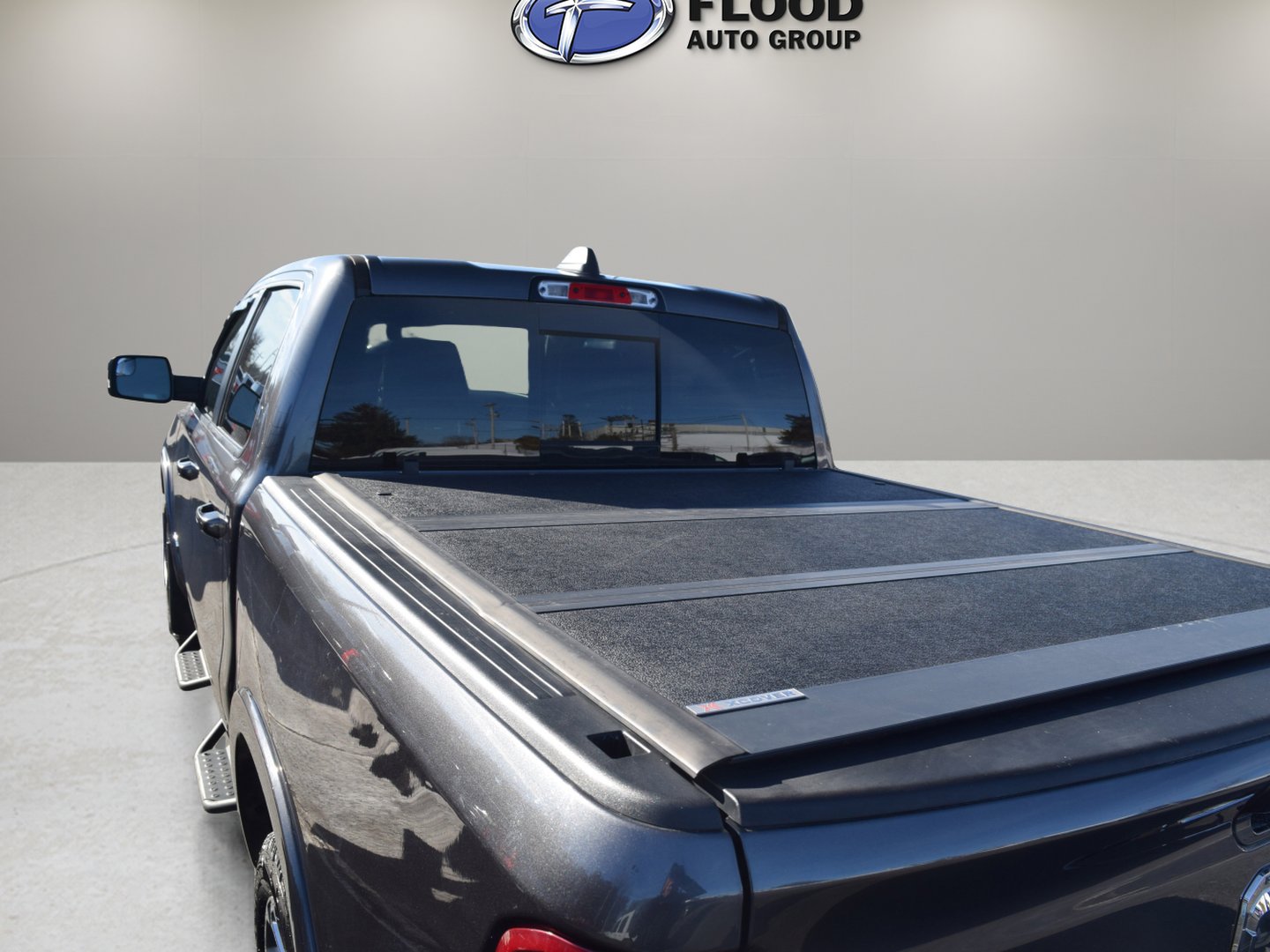 Used 2021 RAM 1500 Laramie w/ Sport Appearance Package image 7