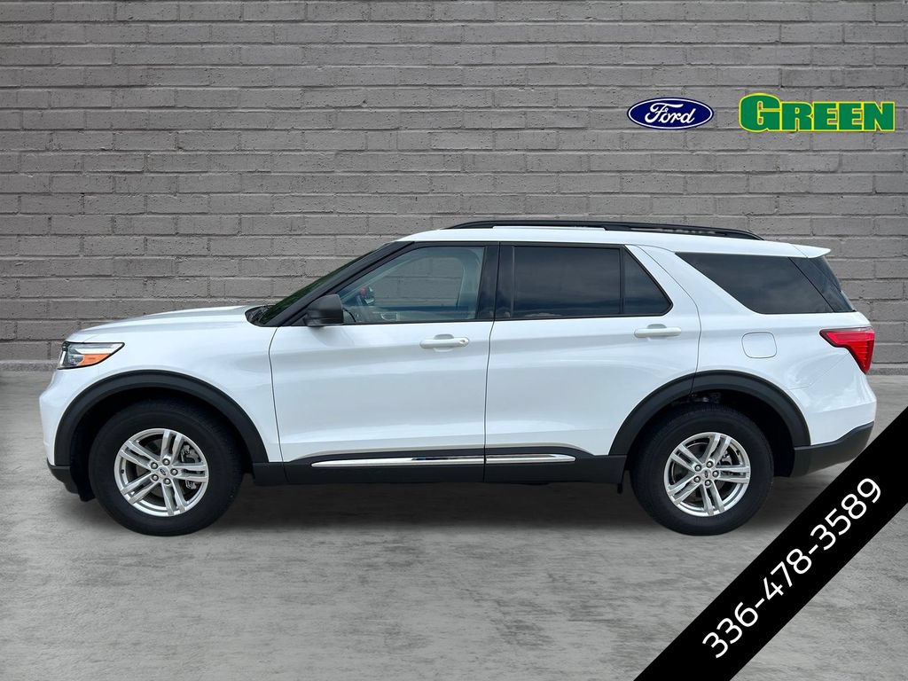 Certified 2023 Ford Explorer XLT w/ Equipment Group 202A AWD/4WD image 3