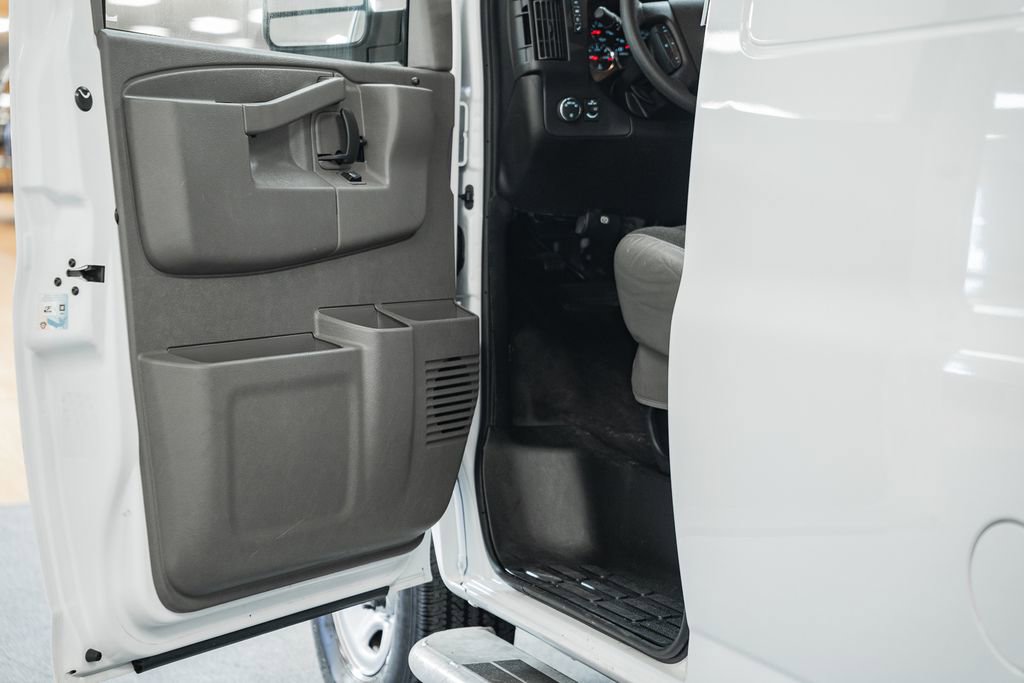 Used 2024 GMC Savana 2500 w/ Driver Convenience Package image 38