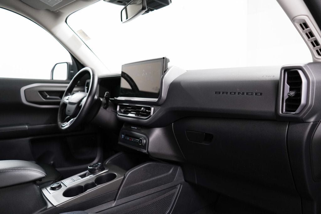 Certified 2025 Ford Bronco Sport Outer Banks w/ Outer Banks Tech Package+ AWD/4WD image 28