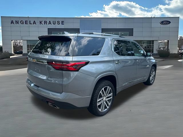 Used 2023 Chevrolet Traverse High Country w/ LPO, Floor Liner Package AWD/4WD image 8
