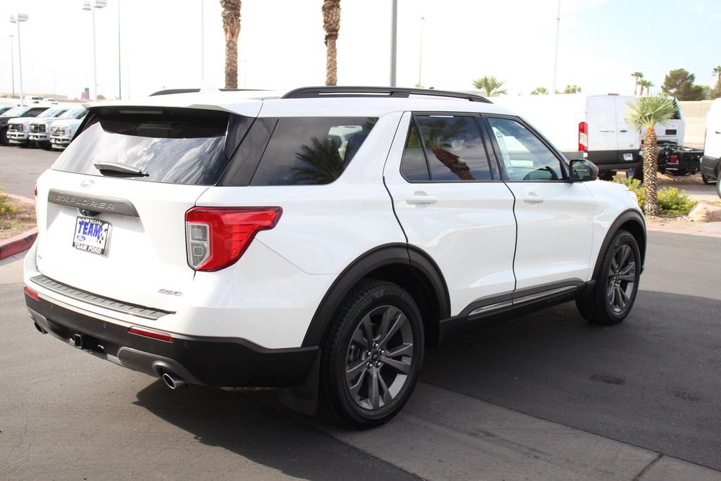 Certified 2021 Ford Explorer XLT w/ Equipment Group 202A AWD/4WD image 8
