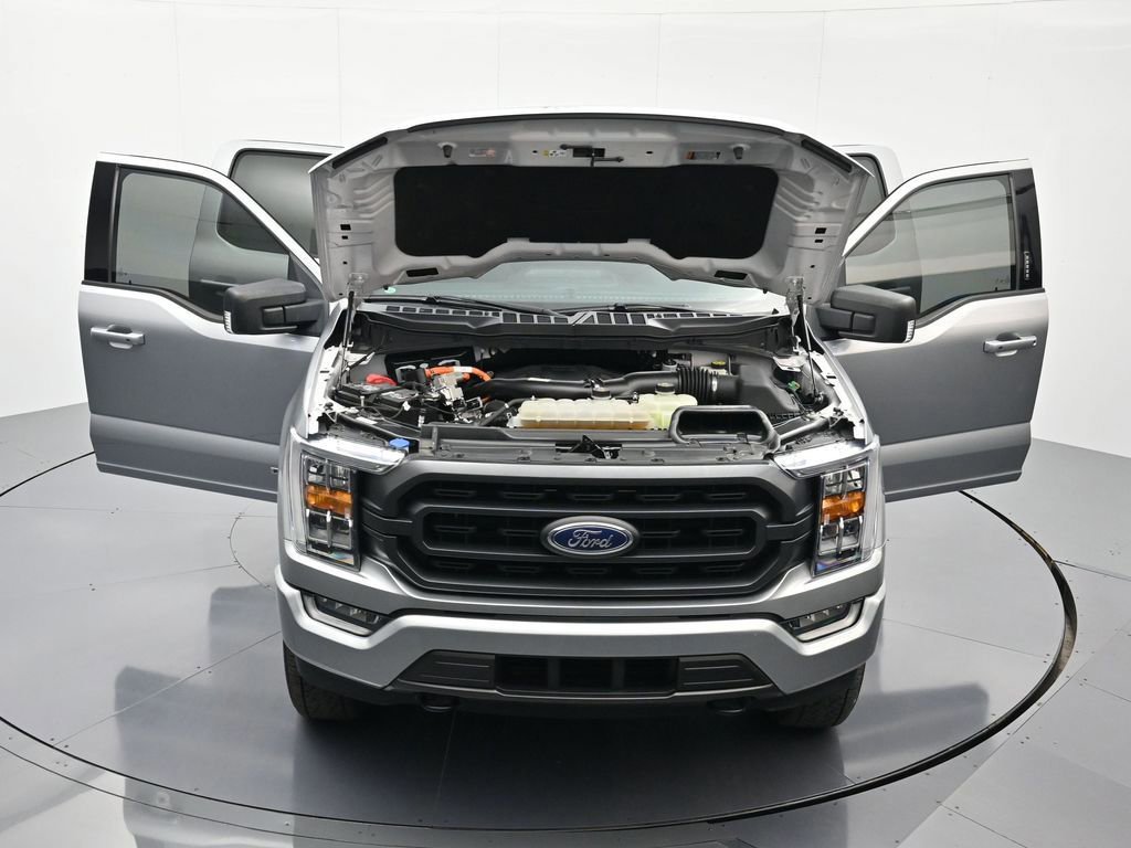 Certified 2021 Ford F150 XLT w/ Equipment Group 302A High image 48