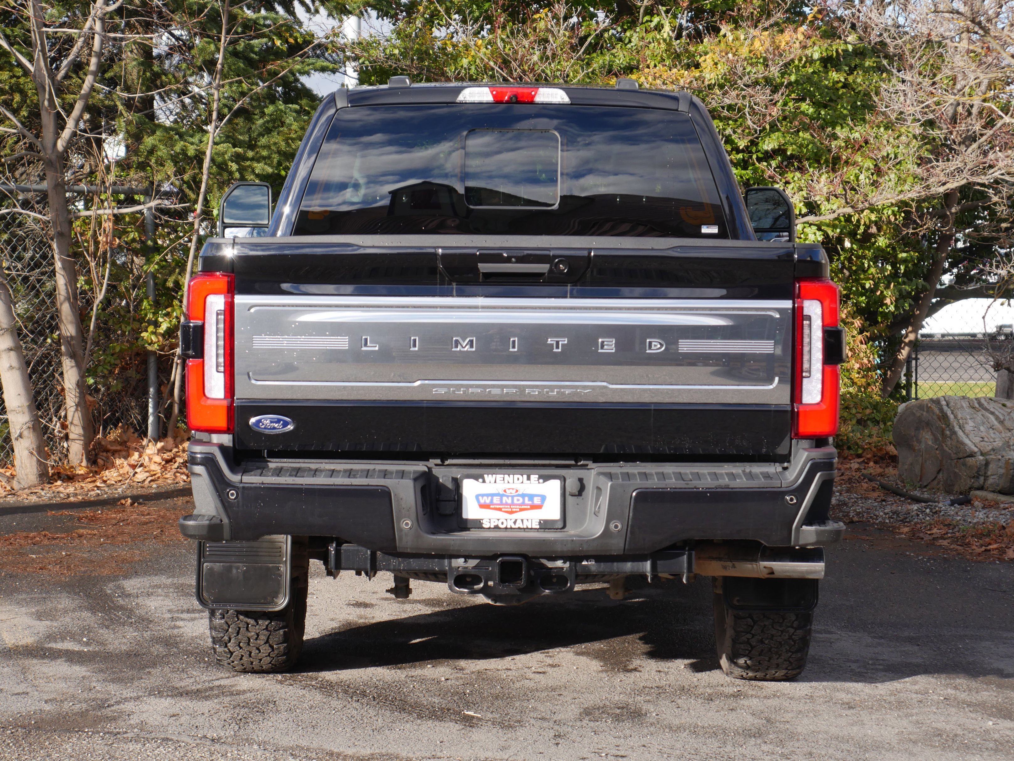 Certified 2024 Ford F350 Limited image 2