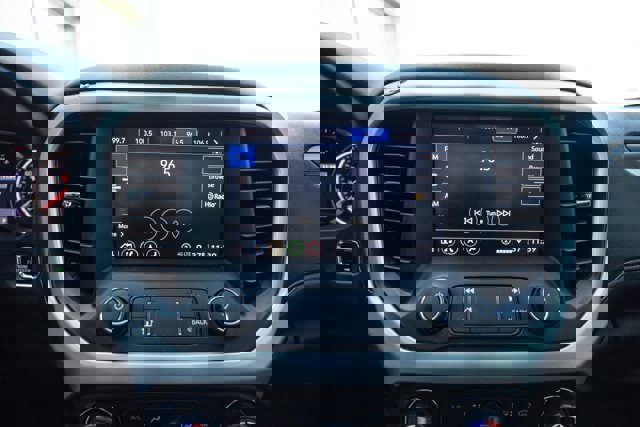 Used 2021 GMC Acadia SLT w/ Preferred Package image 19