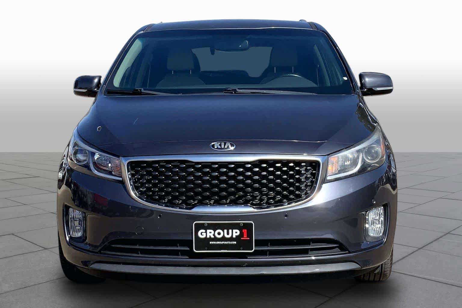 Used 2017 Kia Sedona EX FWD image 3