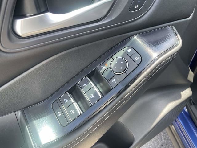 Used 2023 Nissan Rogue SL w/ SL Premium Package FWD image 18