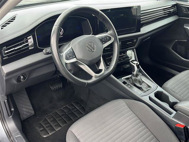 Used 2025 Volkswagen Jetta S FWD image 9