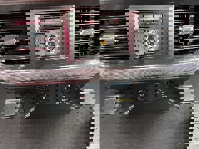 Certified 2023 Ford F150 Platinum w/ Equipment Group 701A High image 15