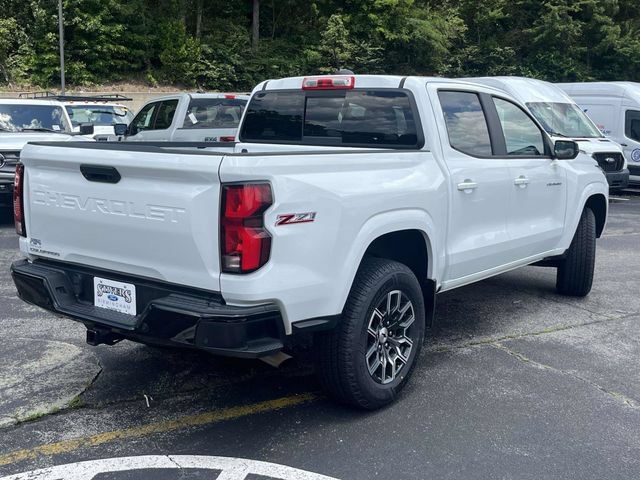 Used 2023 Chevrolet Colorado Z71 w/ Z71 Convenience Package 2 AWD/4WD image 3