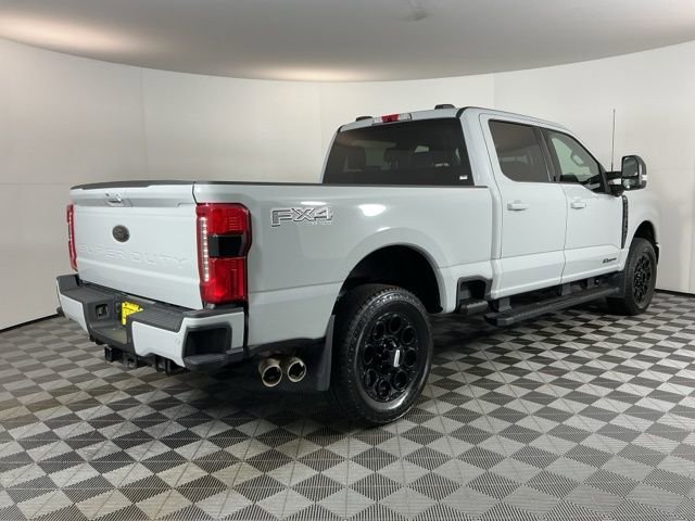 Certified 2025 Ford F350 Lariat w/ Black Appearance Package AWD/4WD image 4