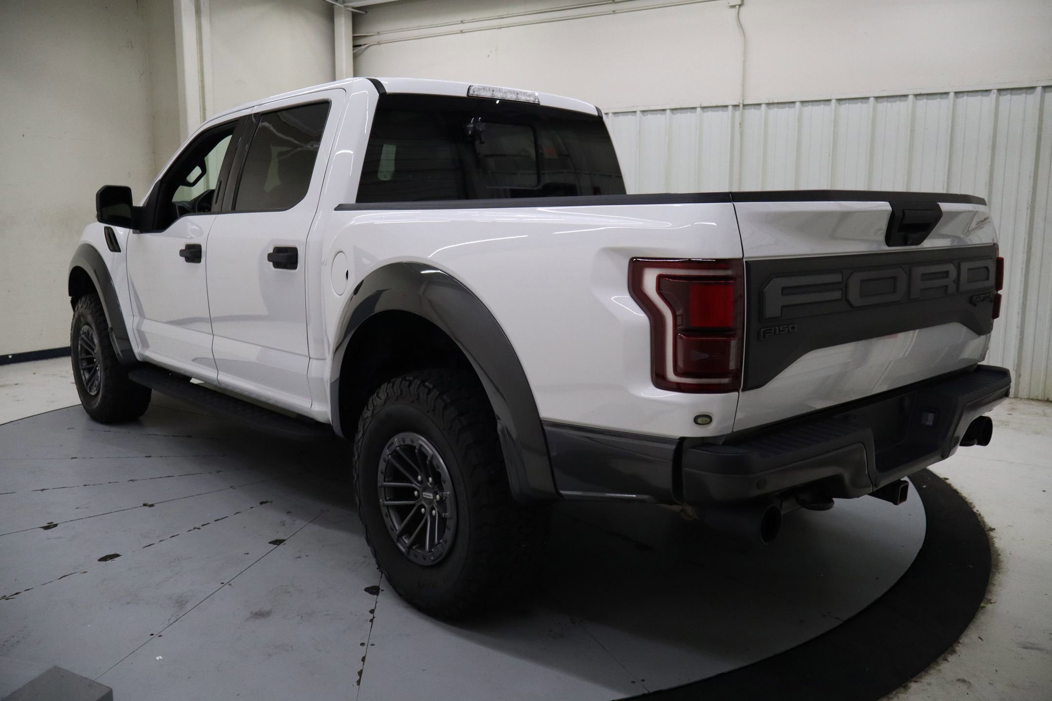 Certified 2020 Ford F150 Raptor w/ Equipment Group 801A Mid image 2