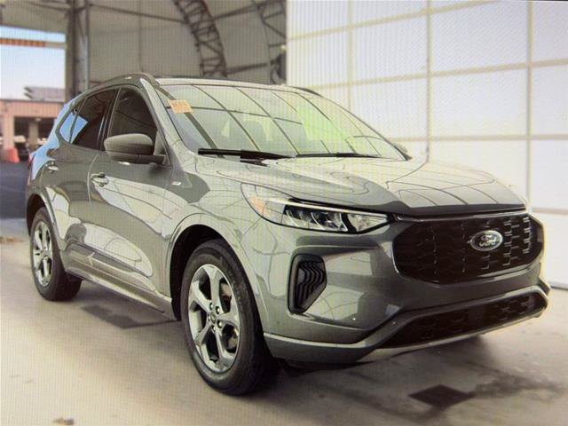 Certified 2023 Ford Escape ST-Line w/ Tech Pack #1 AWD/4WD image 4