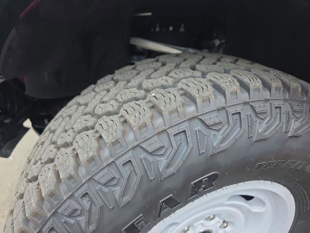 Certified 2025 Ford Bronco Heritage Edition AWD/4WD image 24