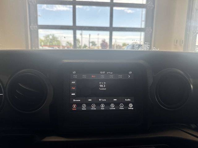 Used 2023 Jeep Wrangler Unlimited w/ Cold Weather Group AWD/4WD image 12