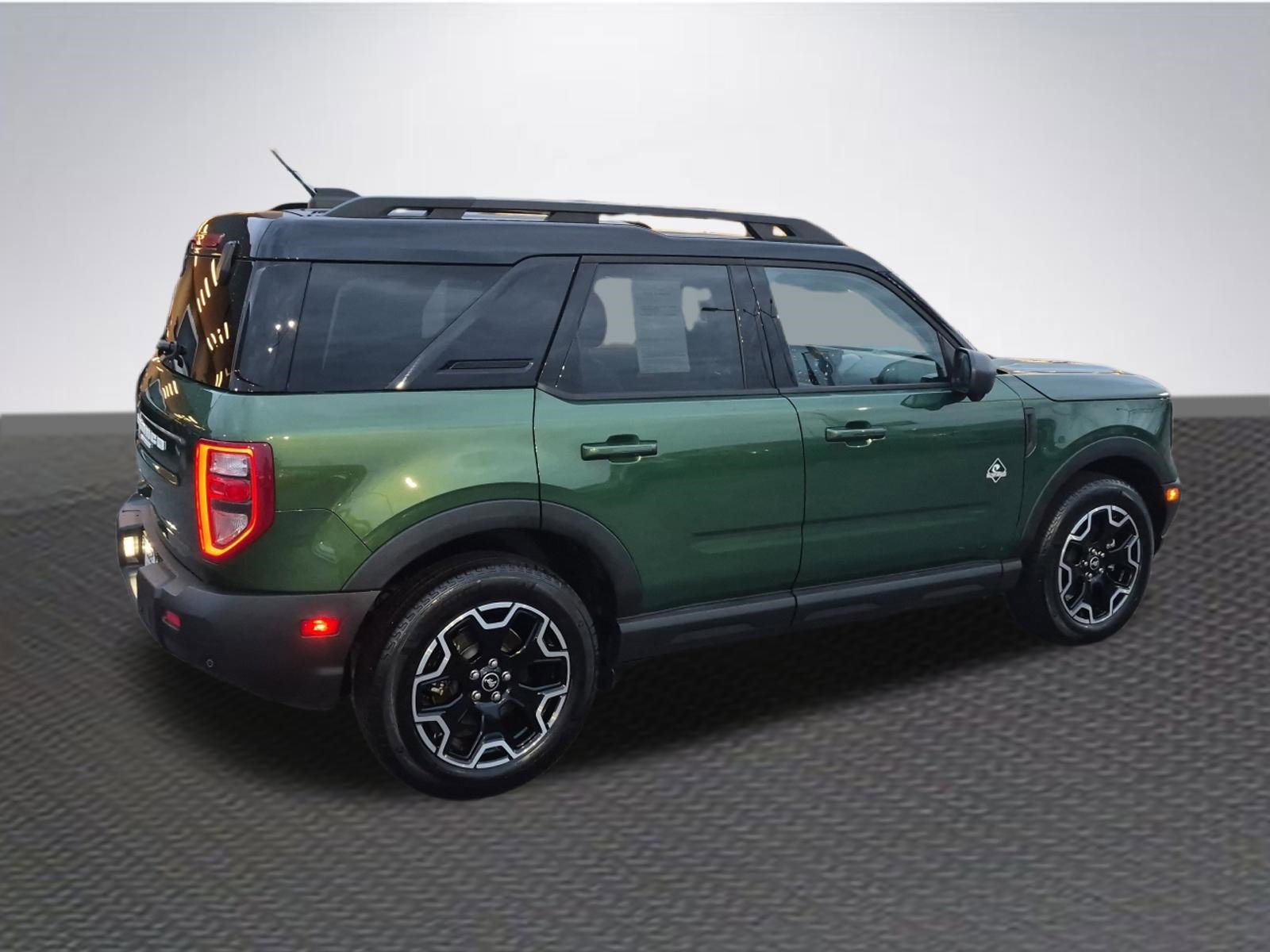 Certified 2025 Ford Bronco Sport Outer Banks w/ Outer Banks Tech Package+ image 4