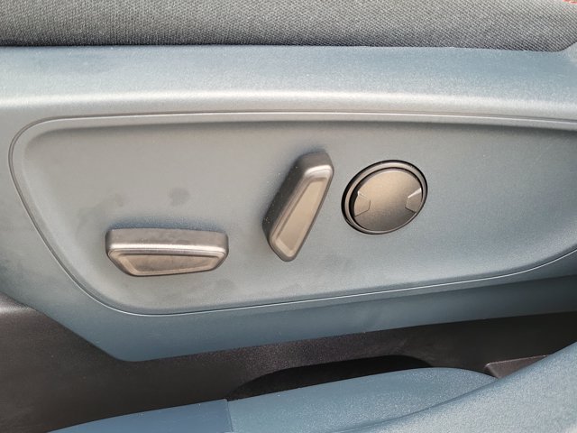 Certified 2023 Ford Maverick XLT w/ XLT Luxury Package FWD image 19