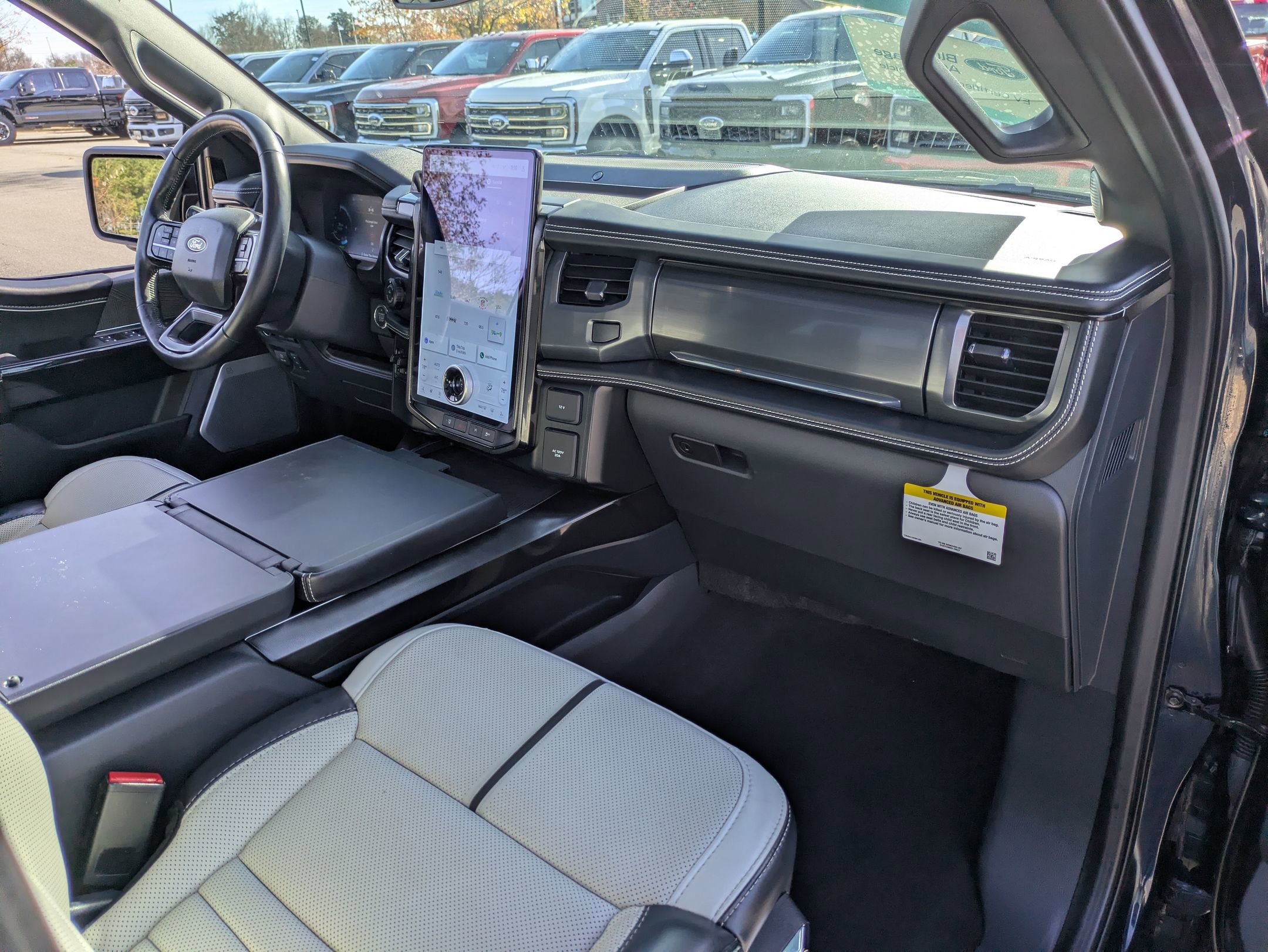 Certified 2024 Ford F150 Lightning Platinum image 44