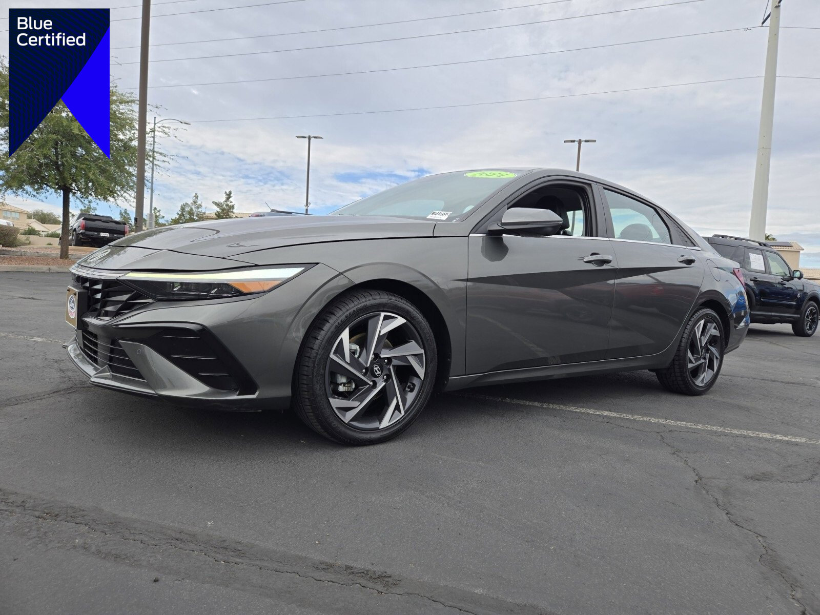 Used 2024 Hyundai Elantra Limited image 1