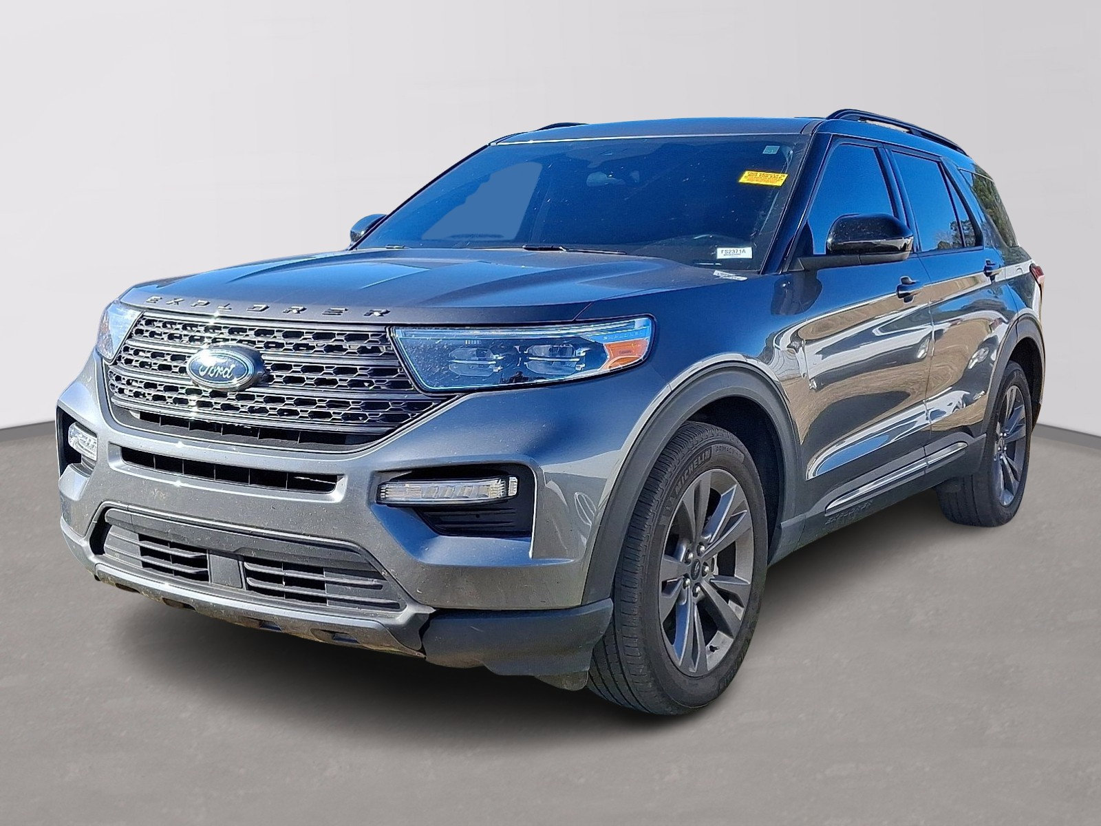 Certified 2023 Ford Explorer XLT w/ Equipment Group 202A image 2